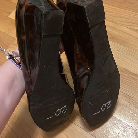 Stuart Weitzman Womens Black Brown tortoise Patent Leather Wedge Heels - Picture 7 of 8